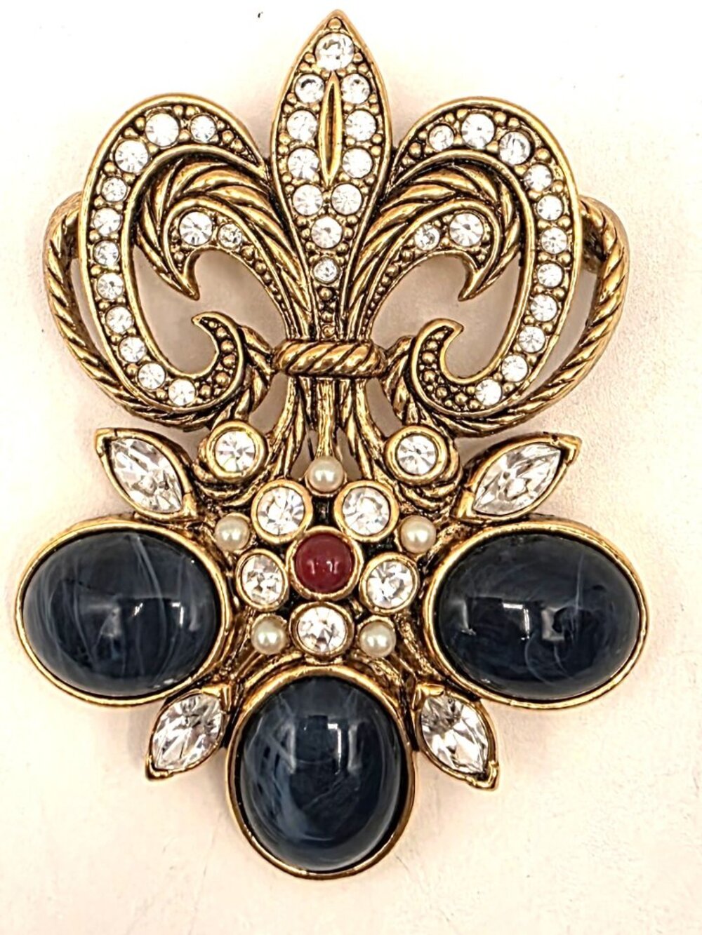 Vtg Jose Barrera for Avon Florentine Fleur De Lis Brooch Pendant Costume Jewelry